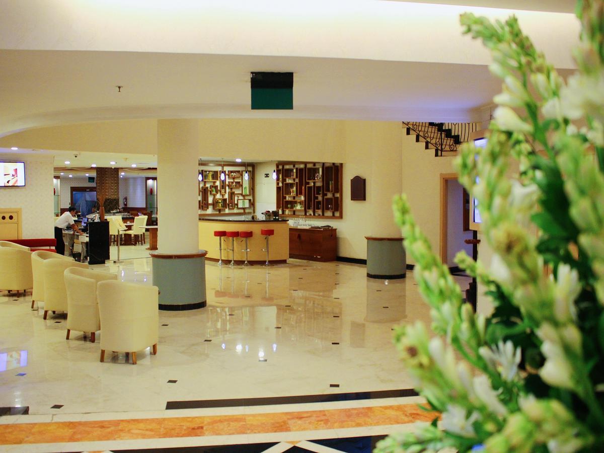 Hotel Horison Arcadia Mangga Dua Jakarta Exterior foto