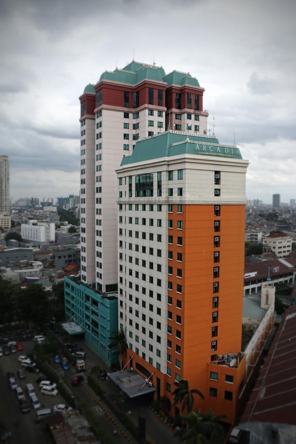 Hotel Horison Arcadia Mangga Dua Jakarta Exterior foto