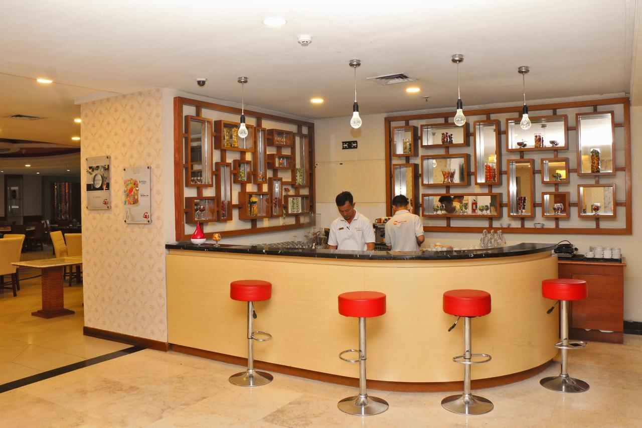 Hotel Horison Arcadia Mangga Dua Jakarta Exterior foto