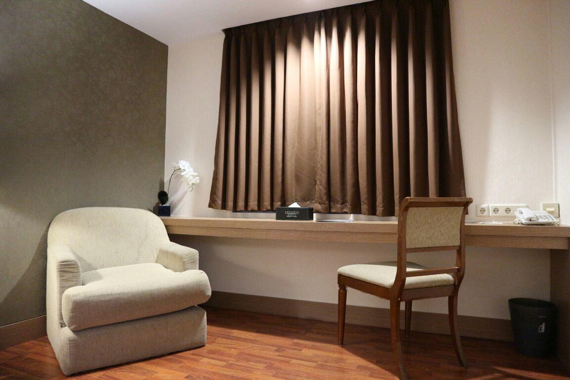 Hotel Horison Arcadia Mangga Dua Jakarta Exterior foto