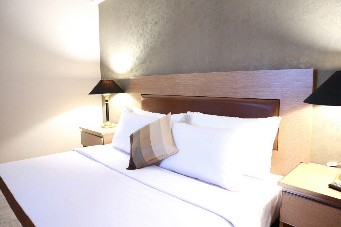 Hotel Horison Arcadia Mangga Dua Jakarta Exterior foto
